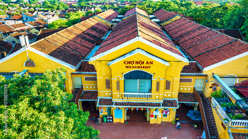 Tableau sur toile Aerial view of Hoi An Market in Hoi An ancient town