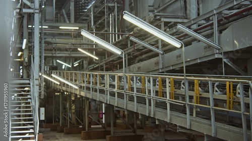 Production of organic mineral nitrogen fertilizer in granules