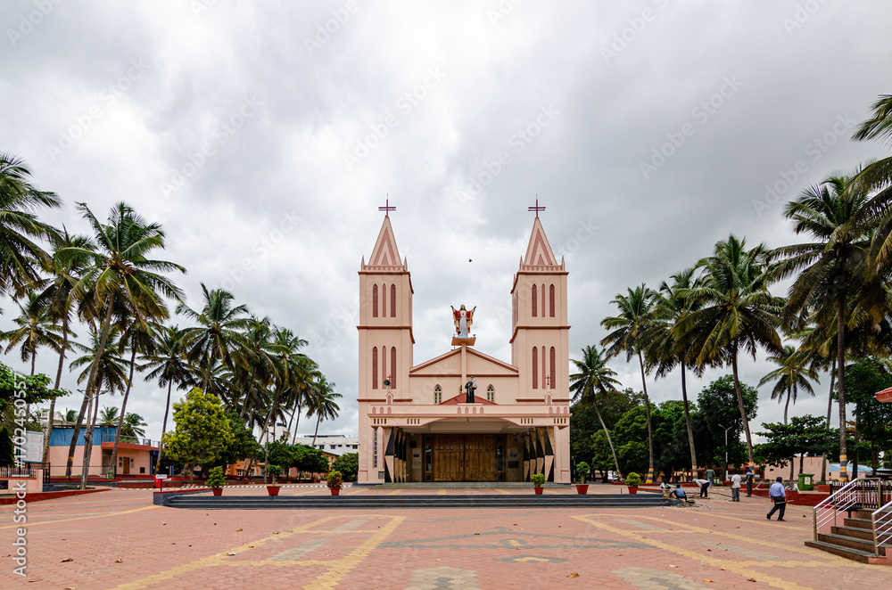 Obraz premium St. Anthony's Basilica, Dornahalli Church, India