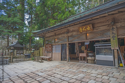 Wallpaper Mural 高野山金剛峯寺 女人堂 Torontodigital.ca