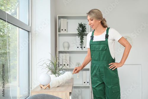 Female janitor with pp-dust...
