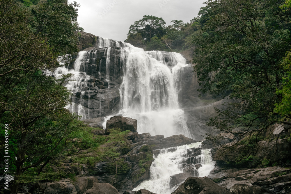 Obraz premium Landscape view of Rathna Ella Waterfalls, Mahiyanganaya, Sri Lanka.