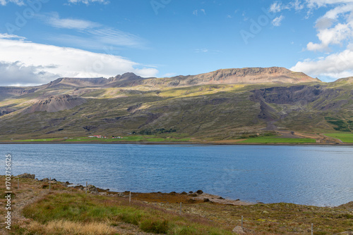 Fjord de Berufjörður, dans l'est de l'Islande