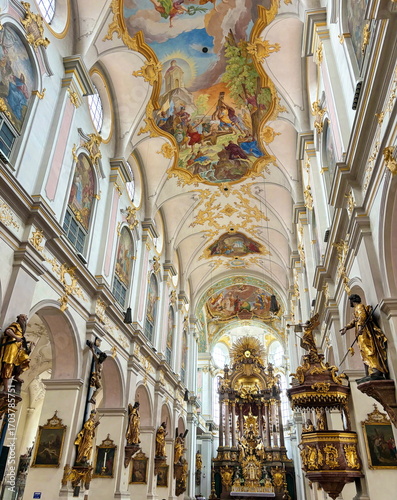 Canvas Print In the Peterskirche, one involuntarily wants to raise one's head and not take one's eyes off the picturesque beauty of the religious ceiling painting