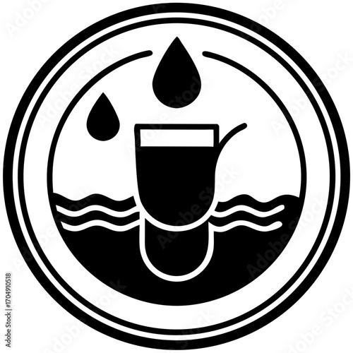 Water reminder icon with glass and water drops in circular design  