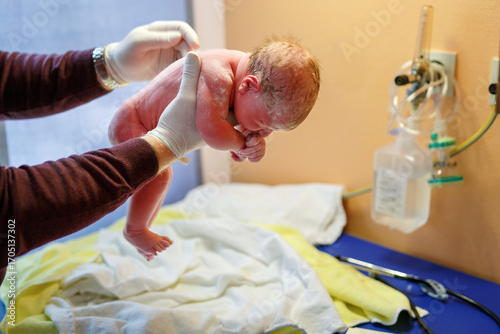 Fotografia Newborn child seconds and minutes after birth
