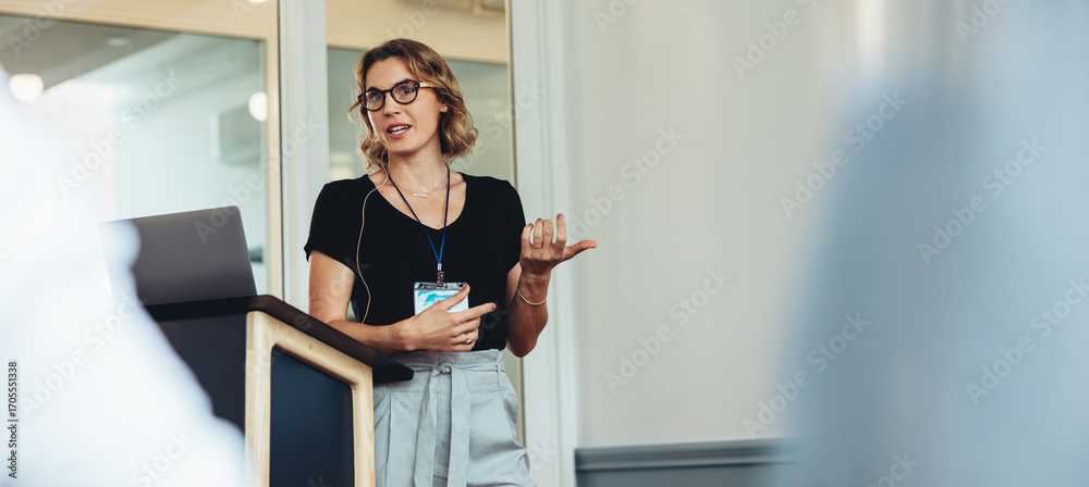 custom made wallpaper toronto digitalWoman speaking at business conference with presentation