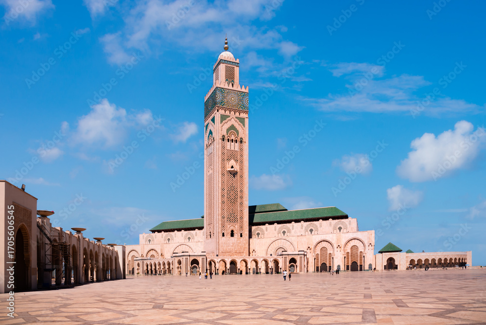 Fototapeta premium Hassan II mosque in Casablanca city, Morocco