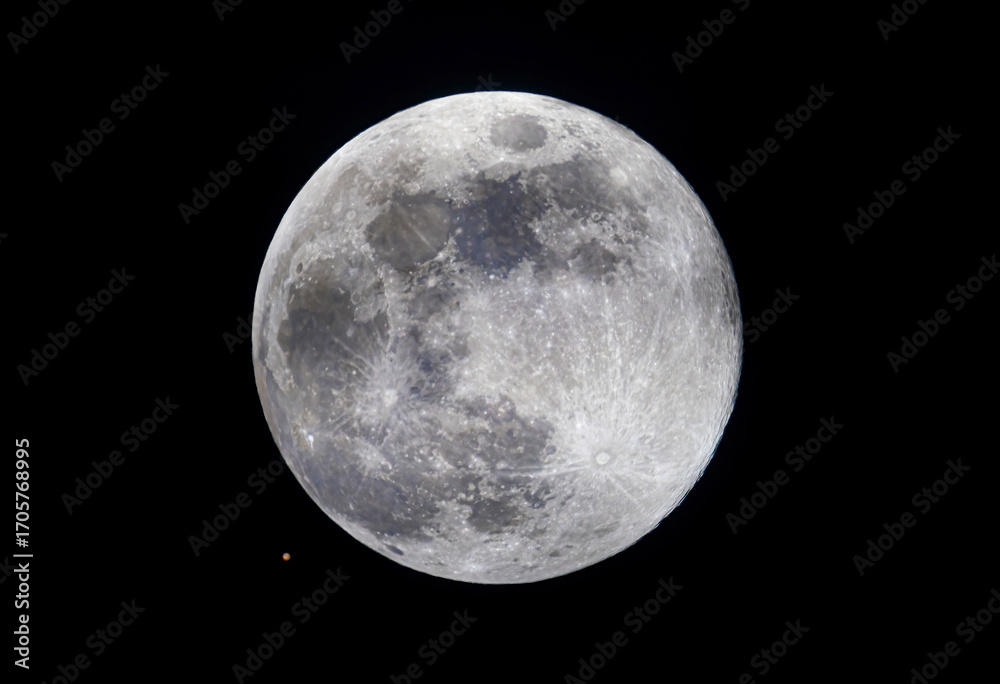 Fototapeta premium Full Wolf Moon January 13, 2025 with Mars in conjunction