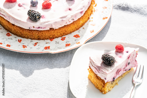 torte beeren in der herstellung schritt für schritt 