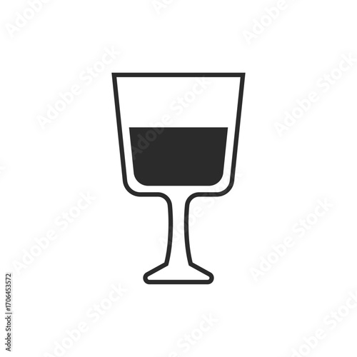 ワイン、カクテルなどお酒、アルコールのグラス3