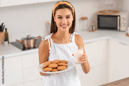 Beautiful young woman with ...