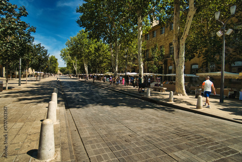 Fototapeta Naklejka Na Ścianę i Meble -  City of Aix-en-Provence, France