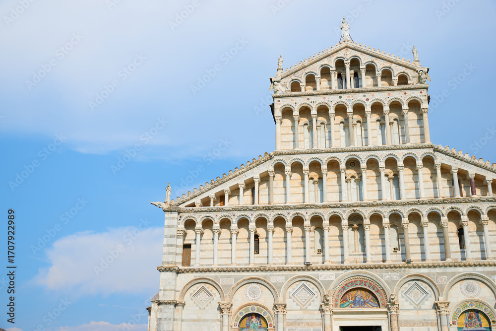 Fototapeta premium Close-up of the cathedral of Pisa