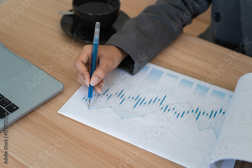 Wallpaper Mural Business woman working on laptop or notebook in her office. Torontodigital.ca
