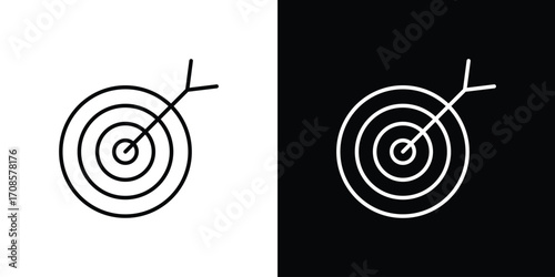Target icon in line design. Editable stroke icons.