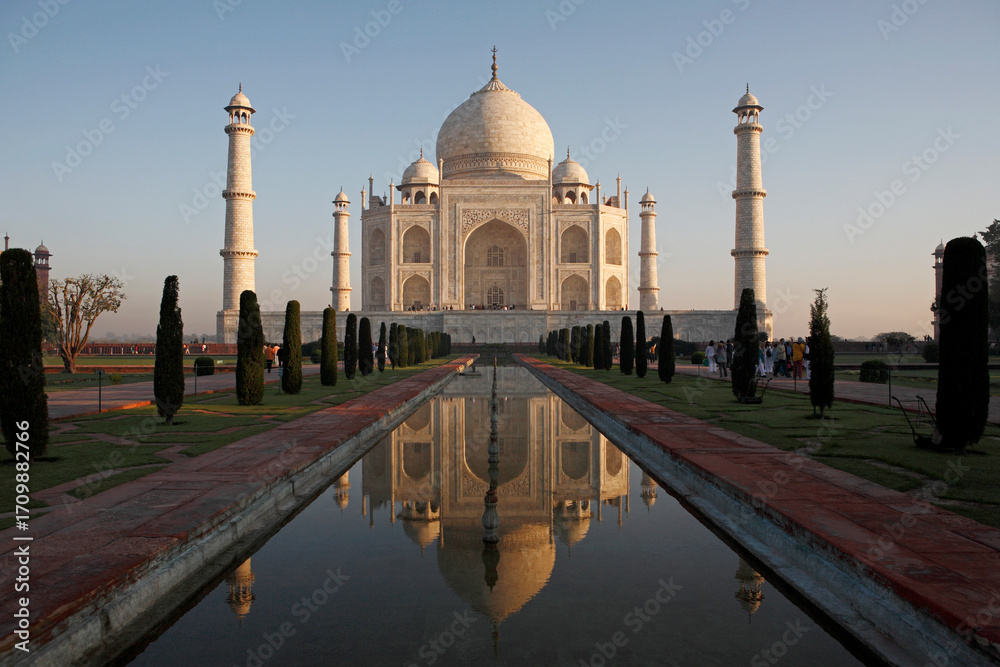 Fototapeta premium Taj Mahal, Agra, Uttar Pradesh, India