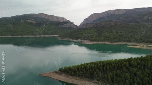 Embalse de Canelles-Congost de Montrebei-Finestres-Congost de Fet-Lleida