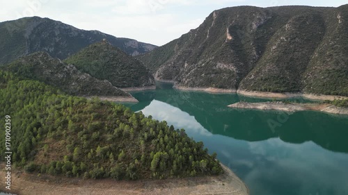 Embalse de Canelles-Congost de Montrebei-Finestres-Congost de Fet-Lleida