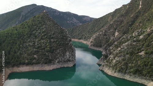 Embalse de Canelles-Congost de Montrebei-Finestres-Congost de Fet-Lleida