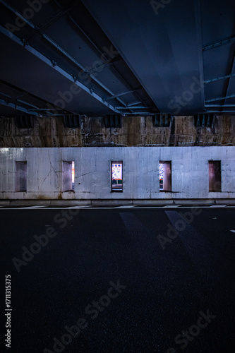 恵比寿のガード下