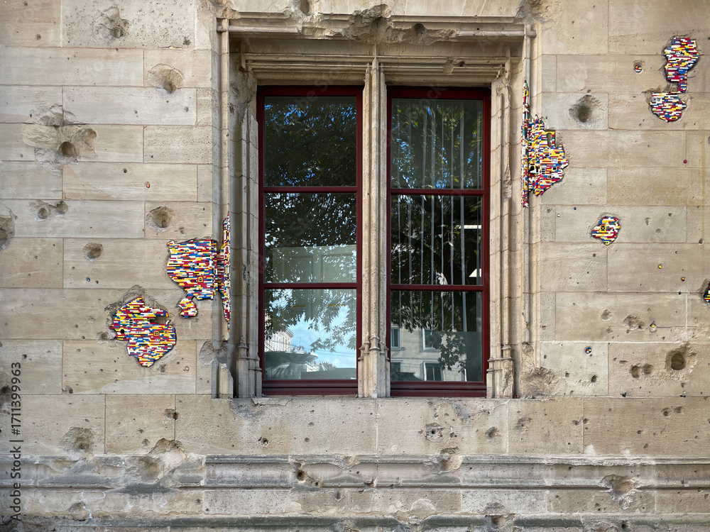 Obraz premium Rouen Courthouse Block Patches