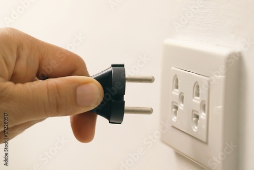 Fotografia The power plug has a fuse to prevent short circuits for safety.