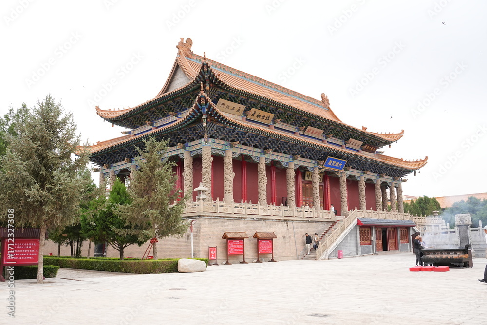 Fototapeta premium chinese temple in china
