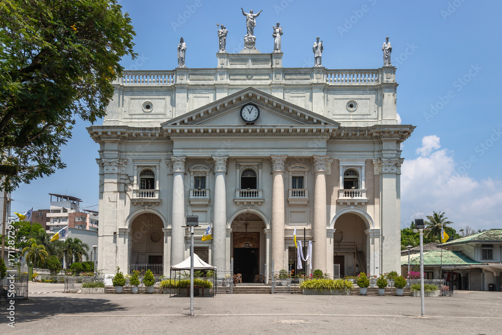 Fototapeta premium Exposure of the facade of St. Lucia's Cathedral, located at Kotahena, in the north east of Colombo and is the oldest and largest parish cathedral in Sri Lanka