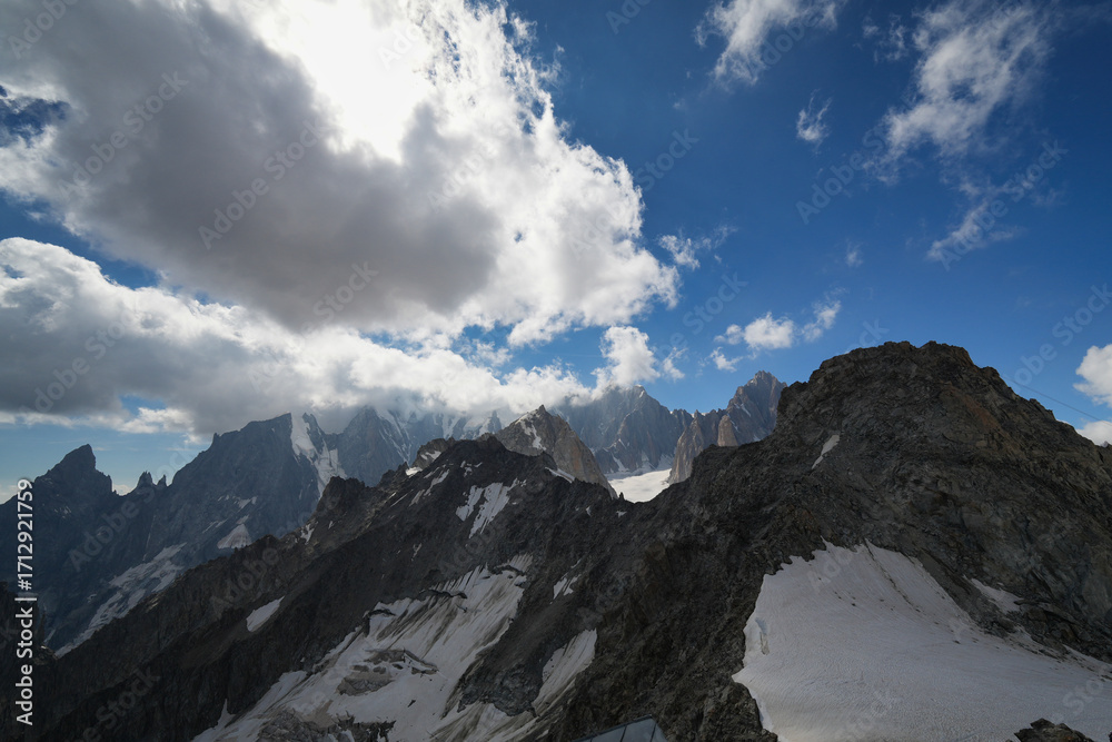 Fototapeta premium Alpine landscapes seen from Punta Helbronner.