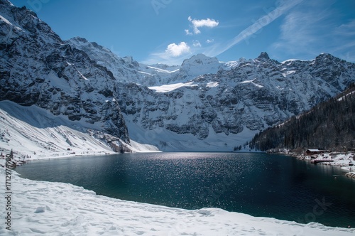 A breathtaking snowy mounta...
