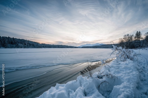 Breathtaking icy landscape ...