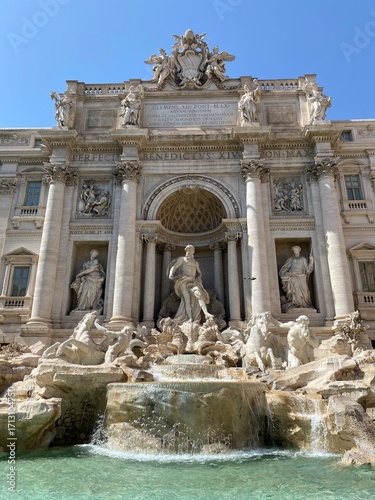 trevi fountain rome