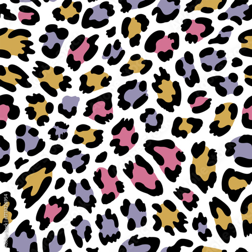 Seamless leopard print. Vector animal skin texture background.