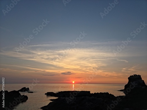 Summer seascape, dawn sunrise, beautiful sky colors, sun, sea, cloud background, beautiful sunrise scenery, Jeongdongjin sea, South Korea
- 여름 자연, 새벽 일출, 아름다운 하늘, 태양, 바다, 구름 배경, 멋진 해돋이 풍경, 정동진 바다, 한국