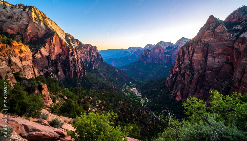 Naklejka premium Canyon vista at dawn