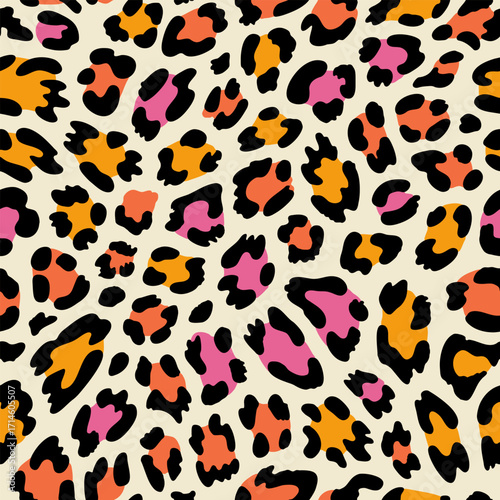 Seamless leopard print. Vector animal skin texture background.	
