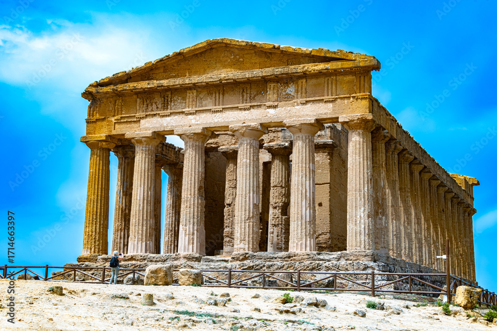 Fototapeta premium Temple of Concordia in Agrigento, Sicily, Italy