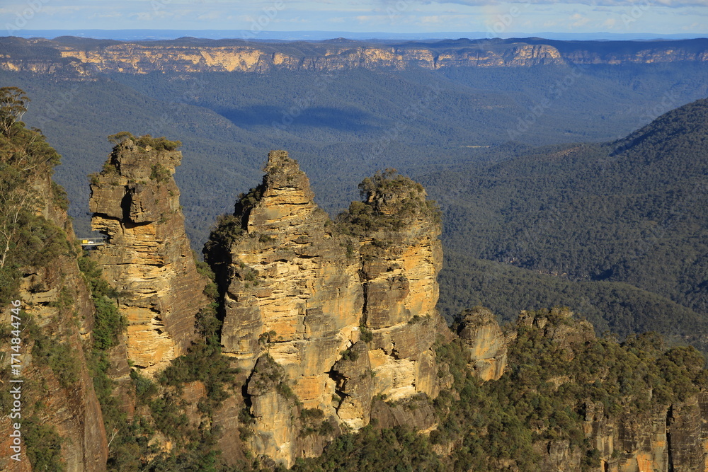 Fototapeta premium three sisters, blue mountains, australia