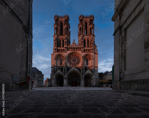 Wallpaper Mural Laon Cathedral, Notre-Dame de Laon Torontodigital.ca