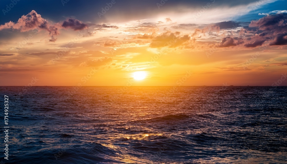 Fototapeta premium Sunset Over The Atlantic Ocean