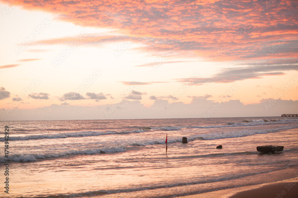 Obraz premium sunset at the beach