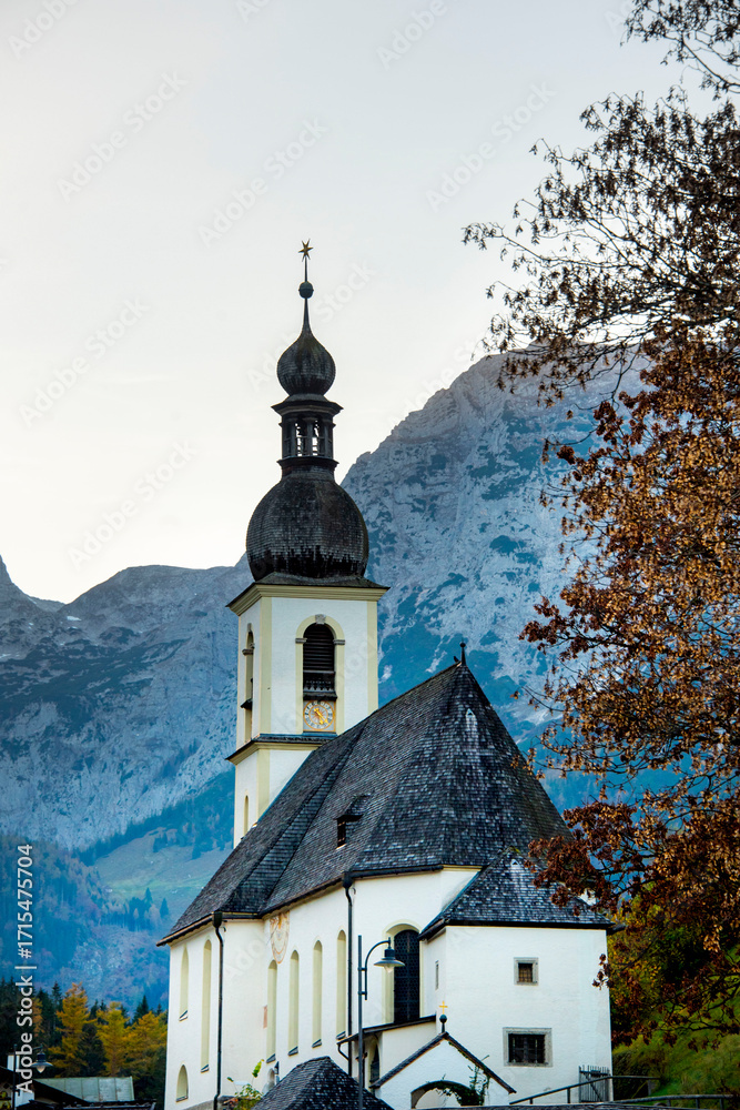 Fototapeta premium St Sebastian Church in Ramsau - Germany