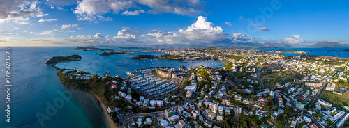 Photos A wide aerial panoramic view of Nouméa, New Caledonia on a bright sunny day