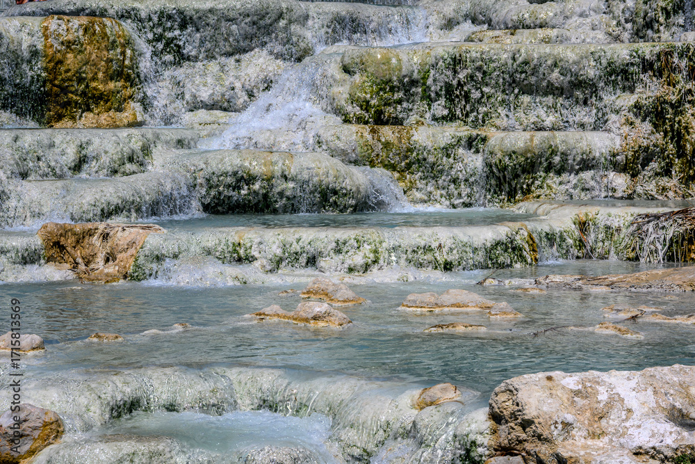 Fototapeta premium Cascate del Mulino, Saturnia, vasche termali, Grosseto, Toscana