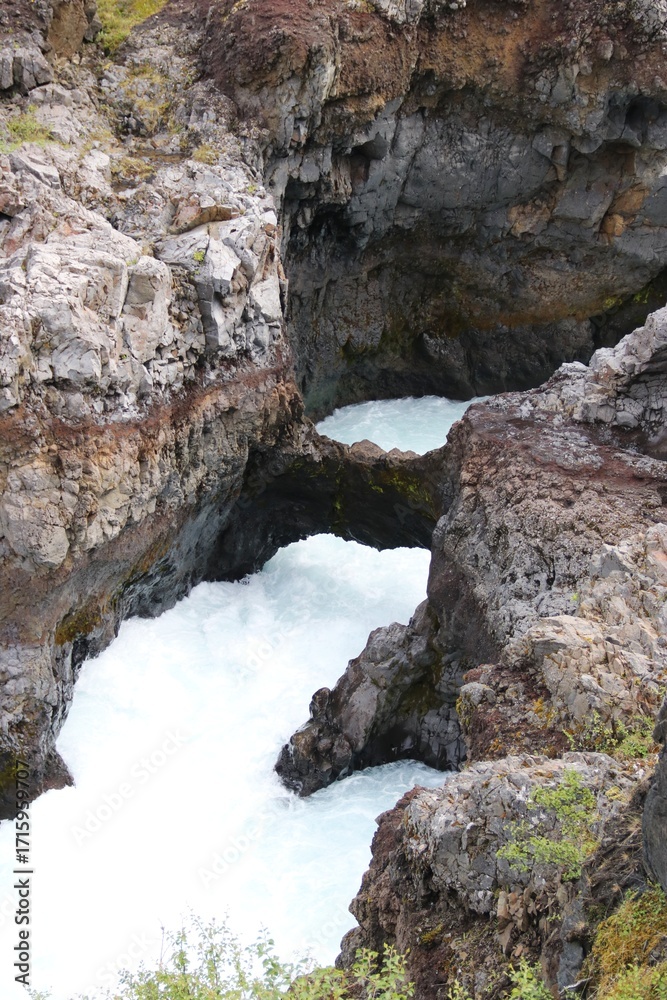 Obraz premium Beautiful Hraunfossar & Barnafoss Waterfalls – Iceland