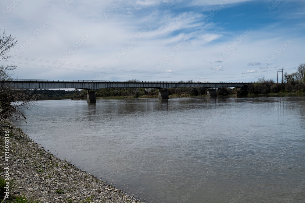 Fototapeta premium bridge over the river