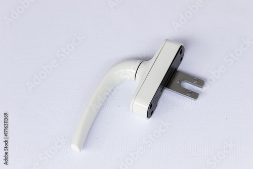 
Door handles, openings, hardware, metal doorknobs, sandpaper, discs
metal drill bits