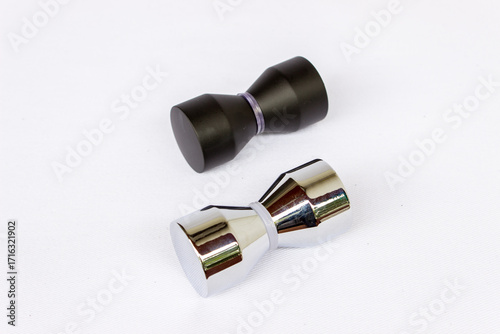 
Door handles, openings, hardware, metal doorknobs, sandpaper, discs
metal drill bits