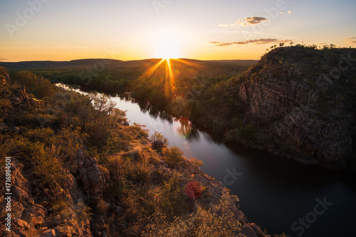 Fototapeta Naklejka Na Ścianę i Meble -  Sunset over the river in Katherine Gorge